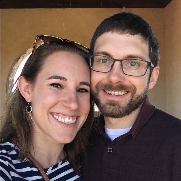 Meet Your Posher, Becky - Picture 3 of 4